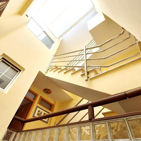 Adeje House 2 Bedrooms, Wifi Free Holiday home *